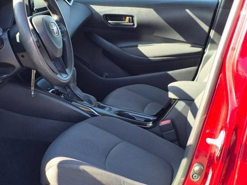 Used 2022 Toyota Corolla LE w/ Carpet Mat Package (TMS) image 14