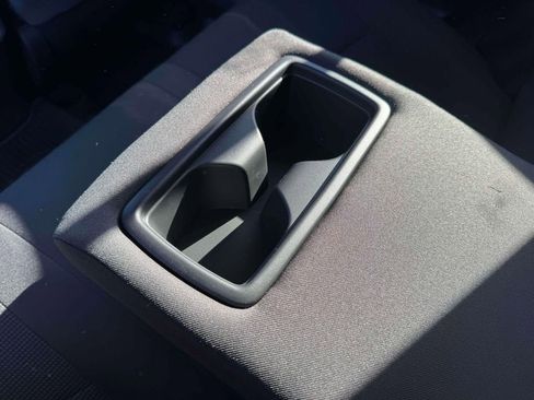 Used 2023 Toyota RAV4 LE image 12