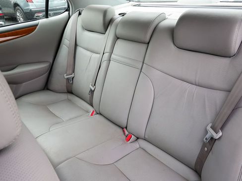 Used 2005 Lexus ES 330 FWD image 23