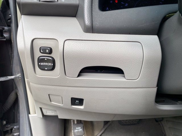 Used 2011 Toyota Camry LE w/ LE Extra-Value Pkg FWD image 25
