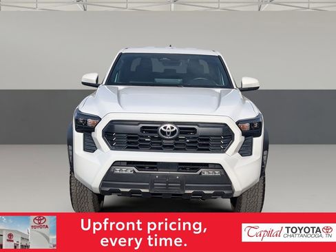 Used 2024 Toyota Tacoma TRD Off-Road AWD/4WD image 3