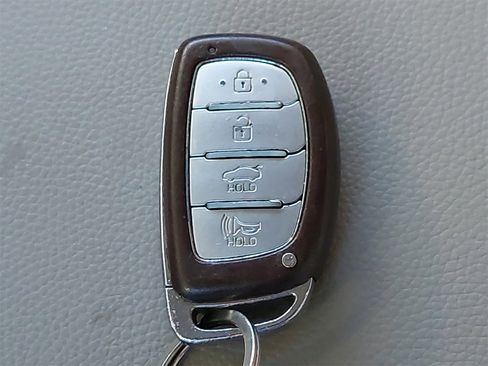 Used 2019 Hyundai Sonata Limited image 35