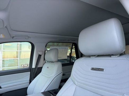 New 2025 Ford Expedition Max Platinum w/ Platinum Ultimate Package image 14