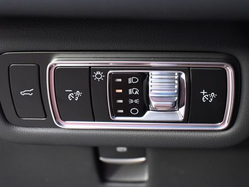 New 2026 Lincoln Nautilus Premier w/ Equipment Group 102A AWD/4WD image 25