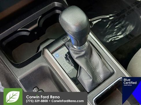 Used 2017 Toyota Tacoma SR5 w/ Tow Package AWD/4WD image 20