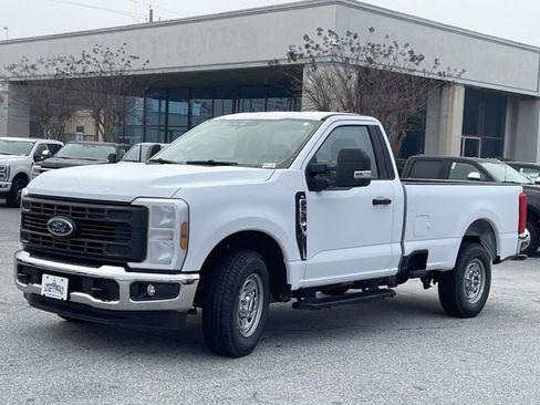 New 2026 Ford F250 XL w/ XL Driver Assist Package RWD image 24