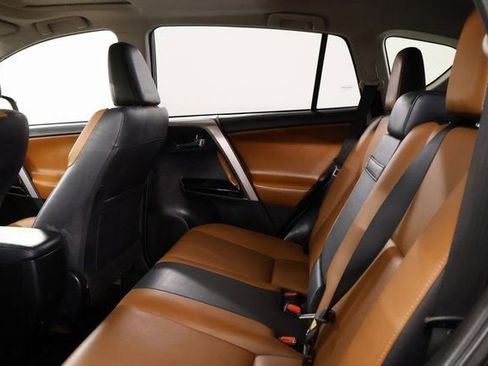 Used 2017 Toyota RAV4 Limited image 29