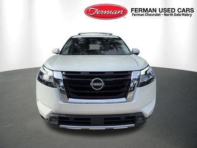 Used 2023 Nissan Pathfinder SL w/ SL Premium Package