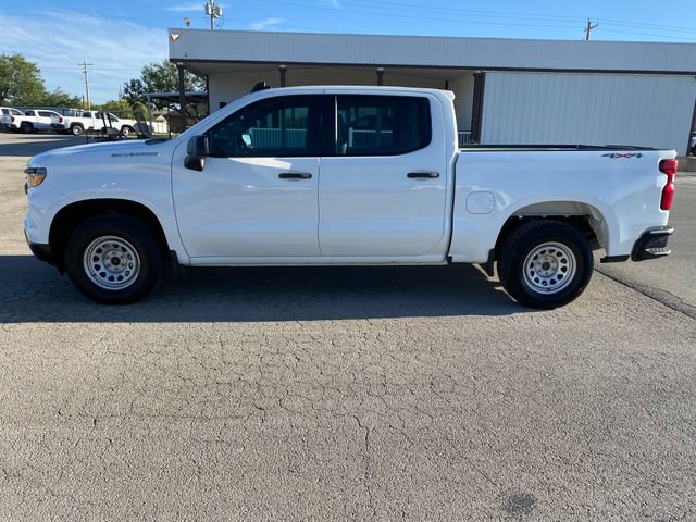 Used 2022 Chevrolet Silverado 1500 W/T w/ Trailering Package AWD/4WD image 3