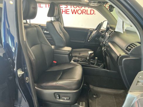 Used 2024 Toyota 4Runner TRD Off-Road Premium w/ Off Road Premium Plus Package AWD/4WD image 19