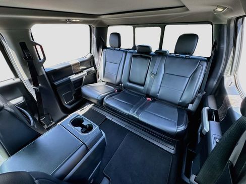 Used 2019 Ford F350 Lariat w/ Lariat Ultimate Package AWD/4WD image 11