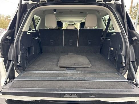 Used 2025 Lincoln Navigator L Reserve AWD/4WD image 15