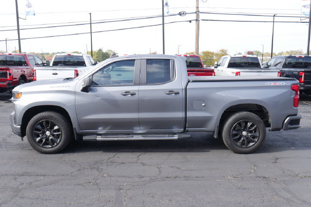 Used 2020 Chevrolet Silverado 1500 Custom w/ Custom Value Package AWD/4WD image 7