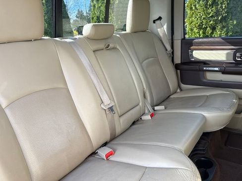 Used 2014 RAM 1500 Laramie w/ Convenience Group image 24