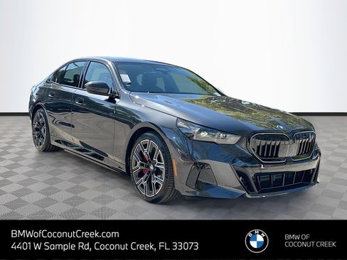 New 2026 BMW i5 eDrive40 w/ M Sport Package RWD image 1