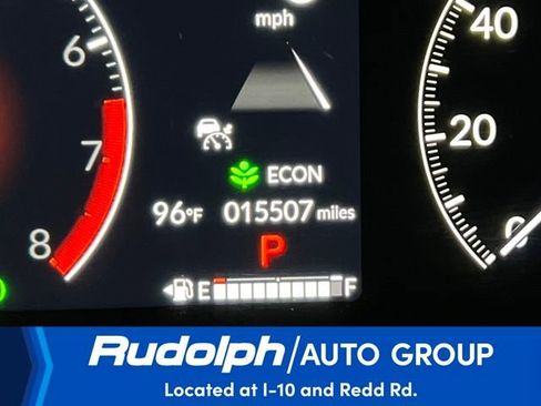 Used 2024 Honda Pilot Touring image 16