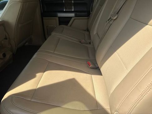 Used 2019 Ford F250 Lariat w/ Lariat Ultimate Package AWD/4WD image 17