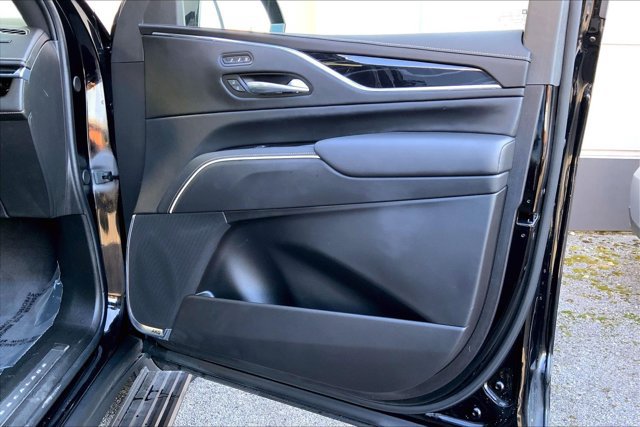 Used 2023 Cadillac Escalade Sport w/ LPO, ONYX Package AWD/4WD image 24