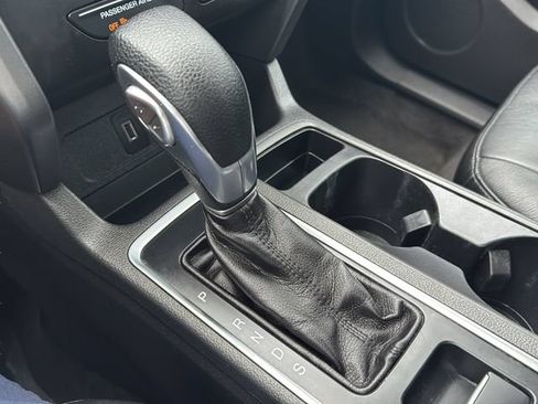 Used 2018 Ford Escape SE FWD image 27