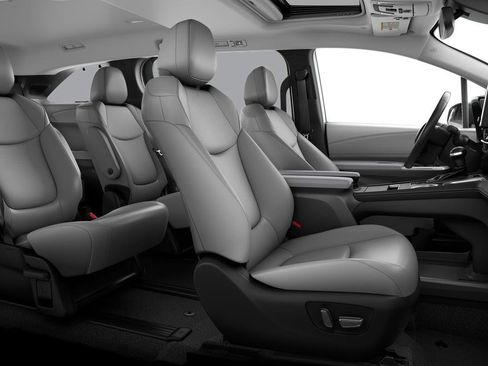New 2026 Toyota Sienna XLE AWD/4WD image 28