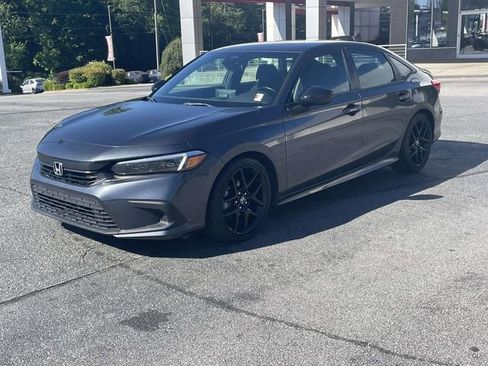Used 2024 Honda Civic Sport image 3