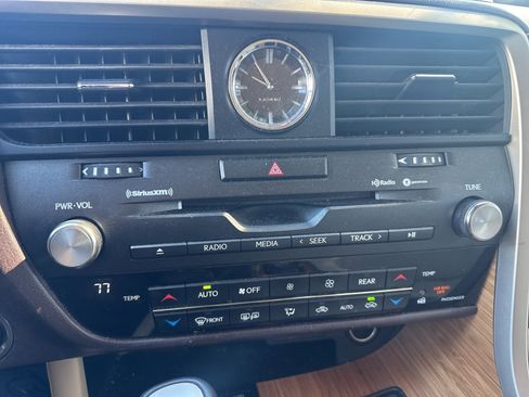 Used 2020 Lexus RX 350L FWD w/ Premium Package image 15