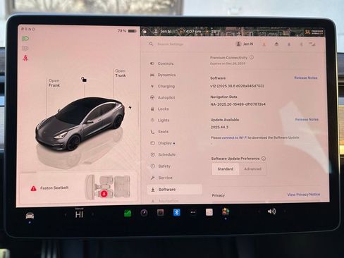 Used 2023 Tesla Model 3 Performance image 44