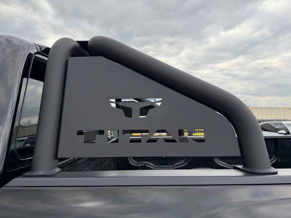 Used 2022 Nissan Titan SV AWD/4WD image 50