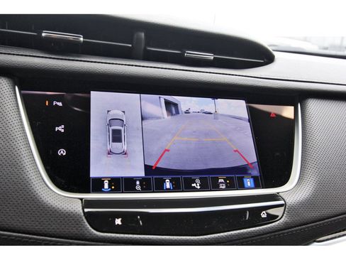 New 2026 Cadillac XT5 Sportv w/ LPO, Onyx Lite Package AWD/4WD image 17