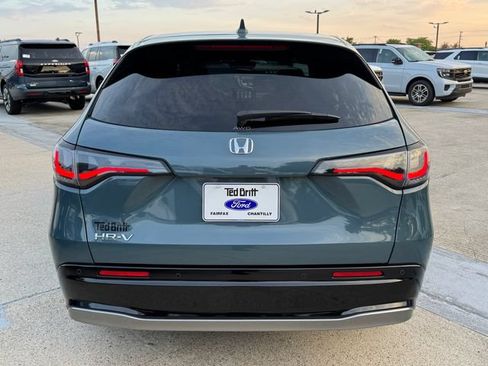 Used 2025 Honda HR-V EX-L image 6