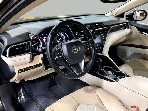 Certified 2018 Toyota Camry XLE w/ Audio Package FWD image 18
