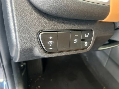Certified 2025 Kia Seltos EX w/ EX Sunroof Package AWD/4WD image 55