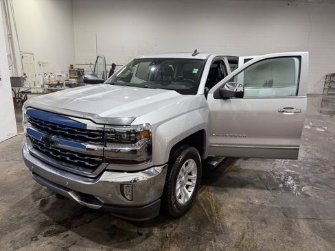 Used 2018 Chevrolet Silverado 1500 LTZ w/ LTZ Plus Package image 18