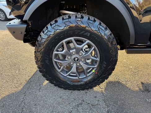 New 2025 Ford Bronco Badlands image 31