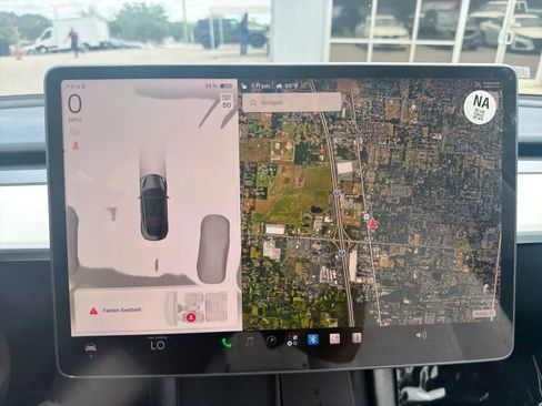 Used 2023 Tesla Model 3 Standard Range RWD image 21
