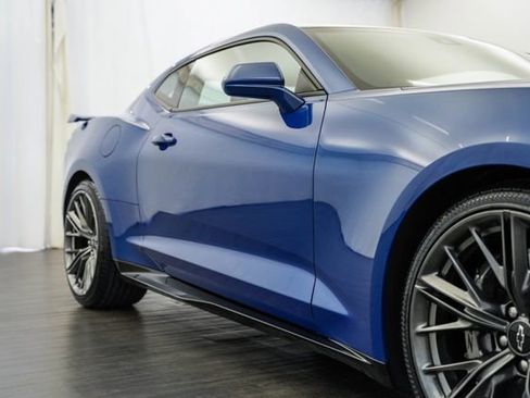 Used 2022 Chevrolet Camaro ZL1 RWD image 30