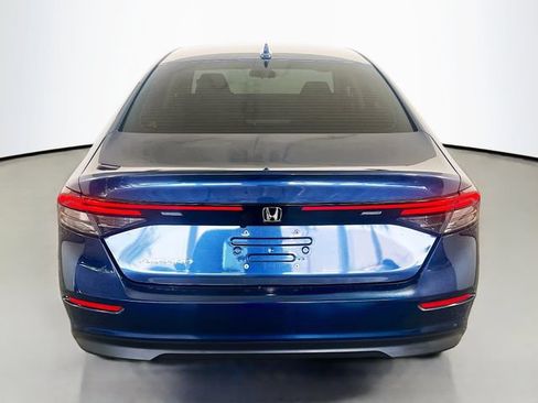 Used 2024 Honda Accord EX image 7