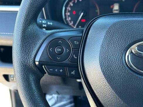 Certified 2025 Toyota RAV4 LE image 21