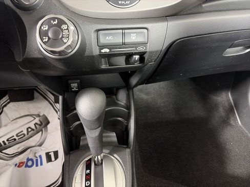 Used 2009 Honda Fit Sport image 29