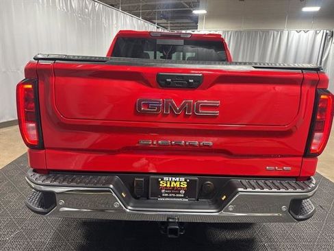 New 2025 GMC Sierra 1500 SLE w/ Preferred Package image 6