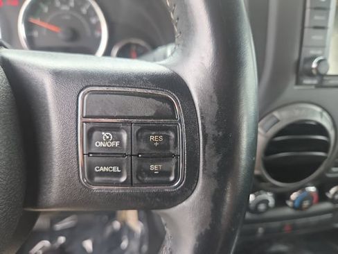 Used 2016 Jeep Wrangler Unlimited Sport w/ Connectivity Group AWD/4WD image 19