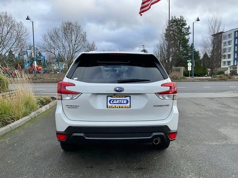 Certified 2023 Subaru Forester Limited image 7