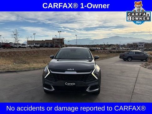Used 2025 Kia Sportage LX image 2