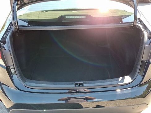 Used 2024 Toyota Corolla LE image 31