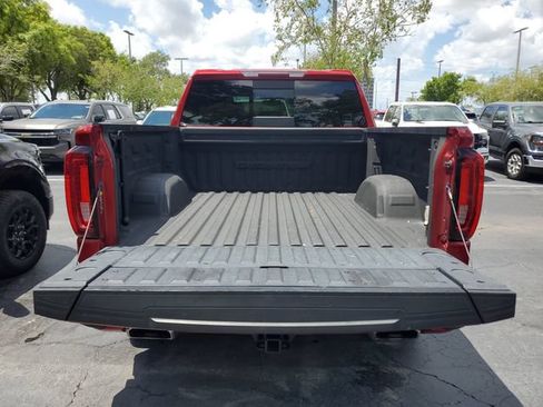Used 2022 GMC Sierra 1500 Denali w/ Denali Premium Package AWD/4WD image 9