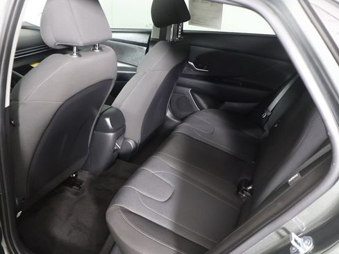 Used 2026 Hyundai Elantra SE w/ Cargo Package FWD image 25