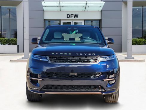 New 2026 Land Rover Range Rover Sport Dynamic SE image 2