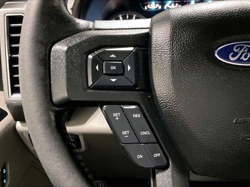 Used 2018 Ford F150 XLT w/ Equipment Group 302A Luxury AWD/4WD image 18