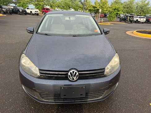 Used 2012 Volkswagen Golf 4-Door FWD image 2