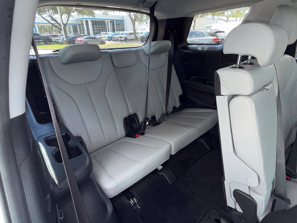 Used 2023 Hyundai Palisade SEL AWD/4WD image 29